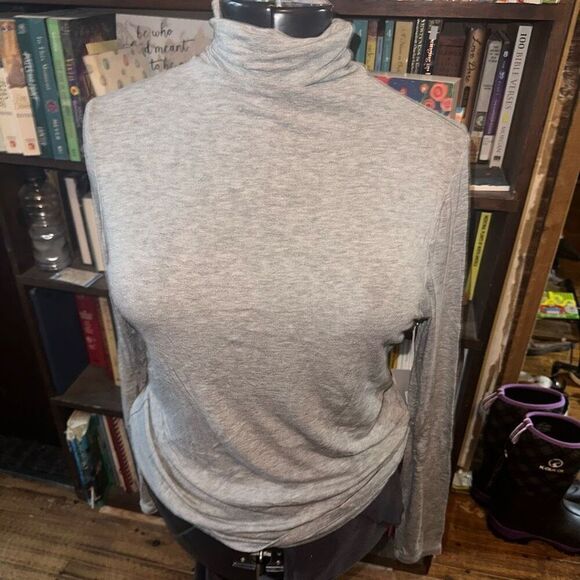 Chelsea28 Nordstrom gray lightweight XL turtleneck - Picture 1 of 3
